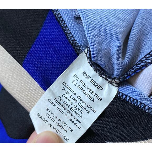 PERSEPTION CONCEPT Womens Size Small Short Sleeve V Neck Chevron Striped Shirt - Picture 7 of 8